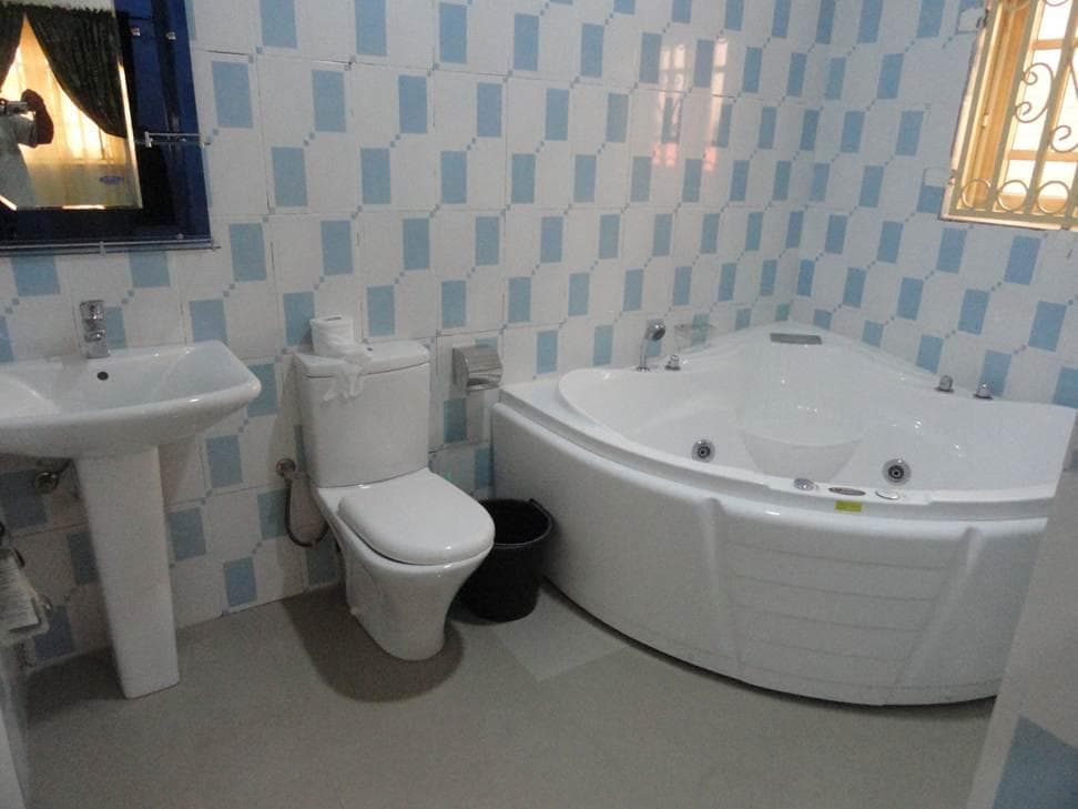 Jacuzzi Recovery Bath